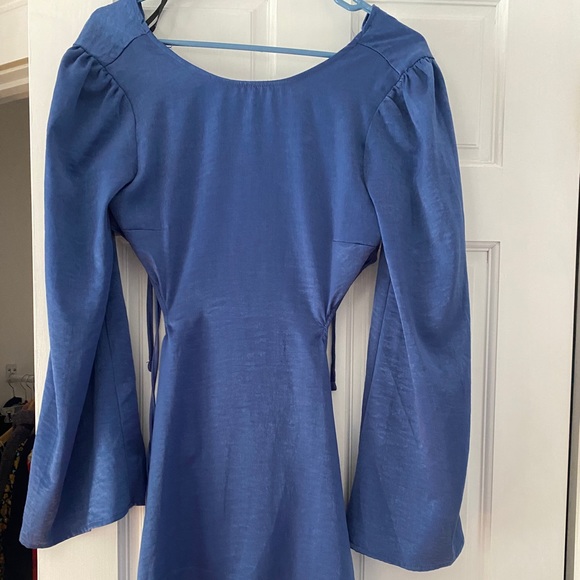 Forever 21 long sleeve cocktail dress - Picture 3 of 5